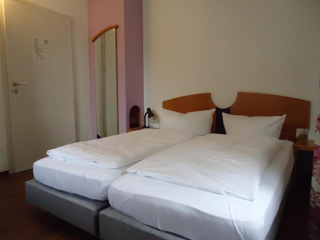 Garni Hotel Kaiserdom Bamberg Cameră foto